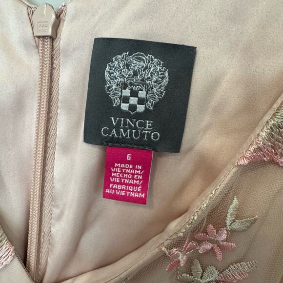 NEW Vince Camuto Size 6 Embroidered Mesh Midi with V-Neck and Spaghetti Strap - Picture 6 of 8
